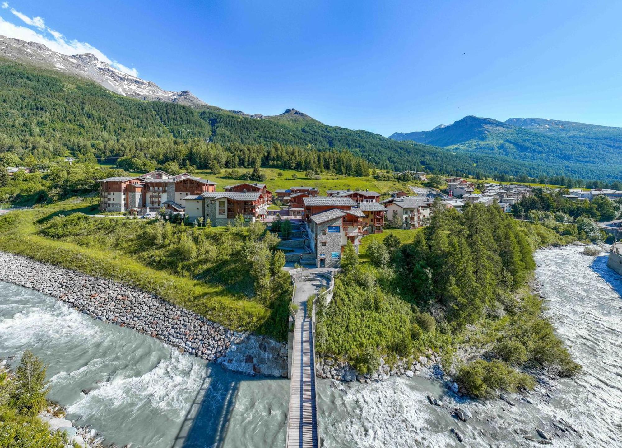 Résidence Les Balcons de Val Cenis Village Lanslevillard Extérieur photo